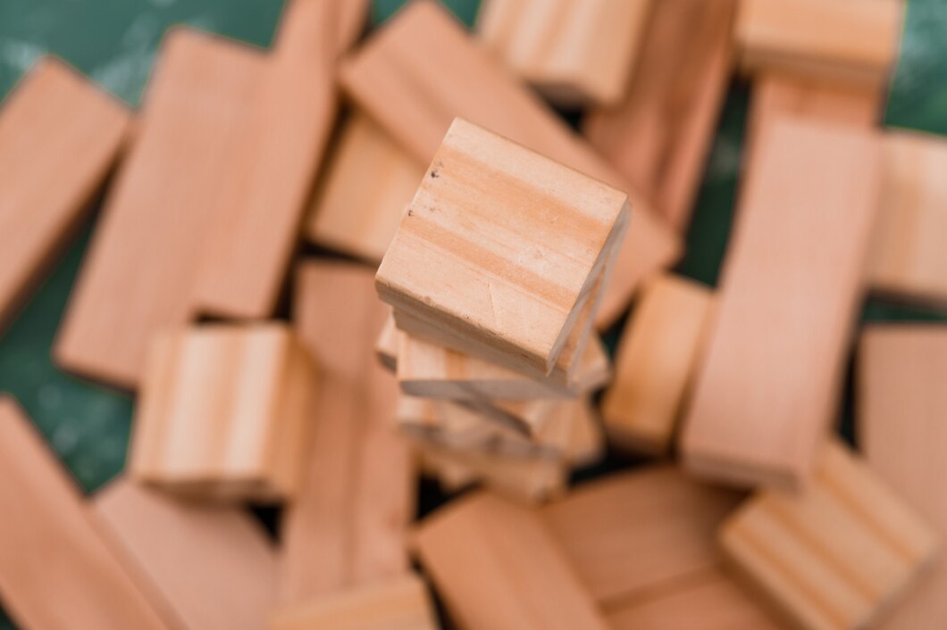 Czym się kierować przy wyborze drewna konstrukcyjnego, pod nasz projekt budowlany?