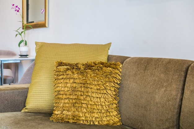 Jak tkaniny do pokrowców na fotele IKEA mogą odmienić Twoje wnętrze?